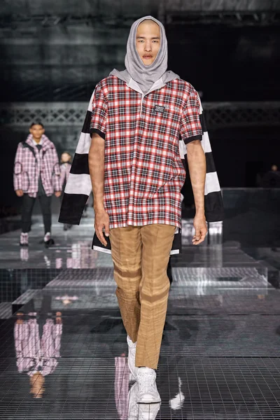 Look 63